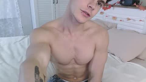 Eric Crush online show from October 2025 04:27:01 AM