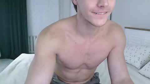 Eric Crush online show from February 2026 04:06:01 AM