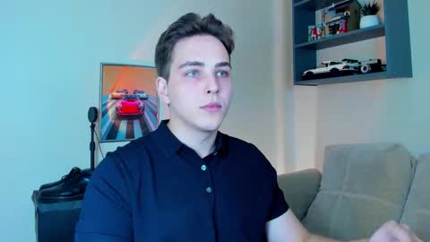 Eric online show from September 2025 08:01:02 PM