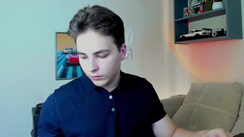 Eric online show from October 2025 07:45:01 PM