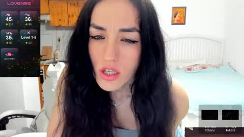 Erika online show from May 2026 09:43:01 PM