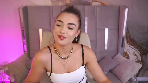 Snapshot of ericasin chatting on August 2026 02:19:01 PM Erica online show from August 2026 02:19:01 PM