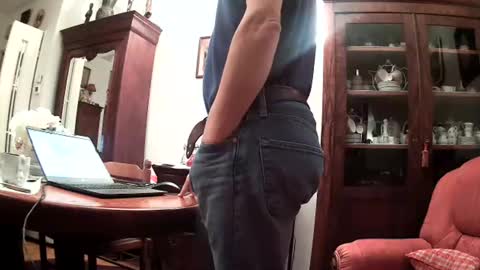 Snapshot of ericstephcam31 chatting on November 2025 12:08:02 PM Steph et Eric online show from November 2025 12:08:02 PM