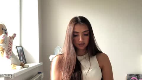 Vanessa online show from June 2026 10:06:02 AM
