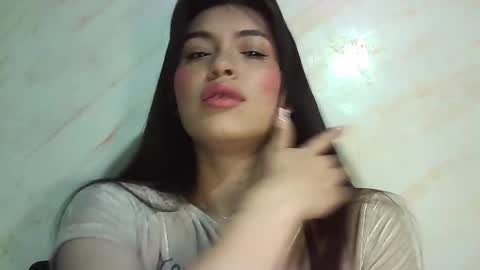 Erika online show from April 2026 04:29:01 PM