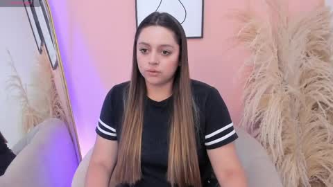 Erika Mendez online show from April 2026 07:50:02 PM