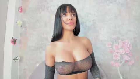 Erikabeee online show from March 2026 06:18:02 AM