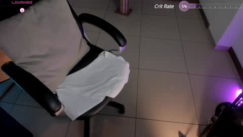 Erika Benz online show from January 2025 03:21:01 PM