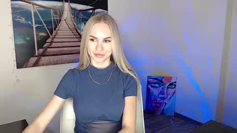 Erika online show from October 2025 11:44:01 AM