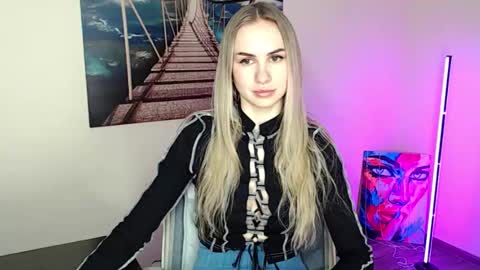 Erika online show from March 2026 02:13:01 PM