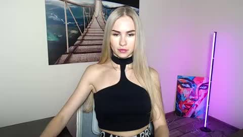Snapshot of erikagavin chatting on July 2026 12:00:02 PM Erika online show from July 2026 12:00:02 PM