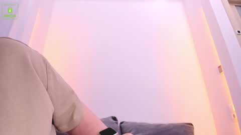 Erika online show from December 2024 04:12:02 AM