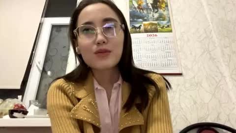 Snapshot of erinnthurmond chatting on May 2026 08:59:01 PM Luna online show from May 2026 08:59:01 PM