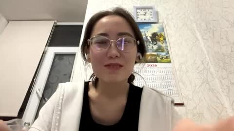 Snapshot of erinnthurmond chatting on May 2026 07:45:01 PM Luna online show from May 2026 07:45:01 PM