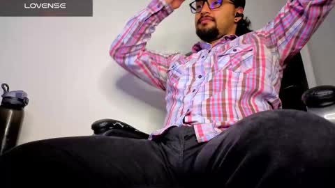 ernesto rodriguez 82 online show from March 2026 04:18:01 AM