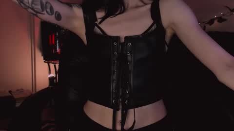 erohaze online show from September 2025 03:45:01 PM