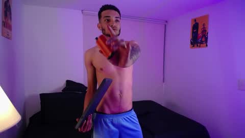 Snapshot of eros_chipre chatting on December 2024 08:18:01 AM Eros online show from December 2024 08:18:01 AM