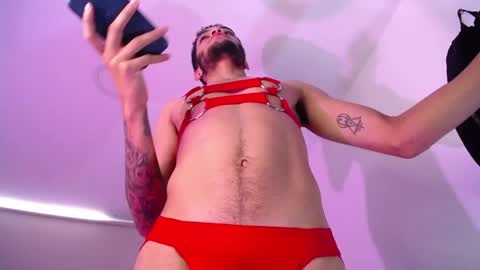 Snapshot of eros_chipre chatting on February 2025 02:32:02 PM Eros online show from February 2025 02:32:02 PM