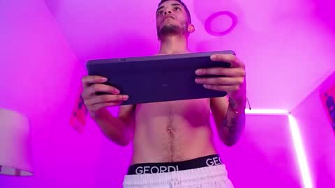 Snapshot of eros_chipre chatting on February 2025 12:03:02 PM Eros online show from February 2025 12:03:02 PM