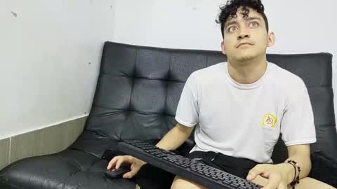 eros_fang online show from December 2025 09:14:01 AM