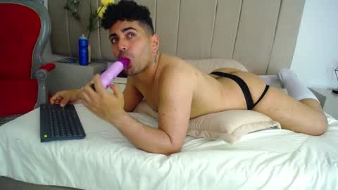 Eros Kai online show from October 2025 05:10:02 AM