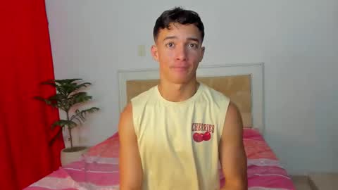 Snapshot of eroseliam chatting on February 2026 07:46:01 PM EROS ELIAM online show from February 2026 07:46:01 PM