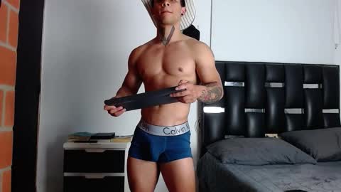 Snapshot of erosscott chatting on March 2026 09:52:02 PM Eros online show from March 2026 09:52:02 PM