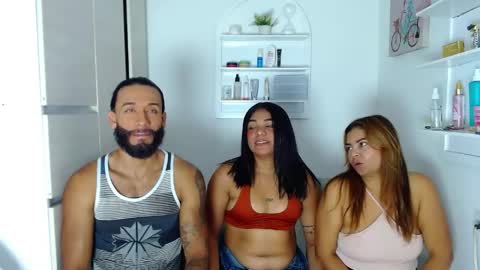 Snapshot of erotic_spa chatting on April 2026 09:43:01 PM EROTIC SPA online show from April 2026 09:43:01 PM