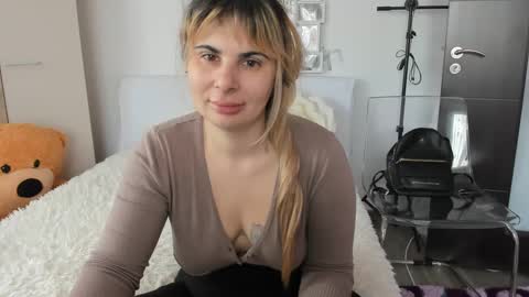 eroticsensualkitty4u online show from February 2025 09:16:01 AM