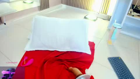 TINY  online show from March 2025 01:35:02 AM