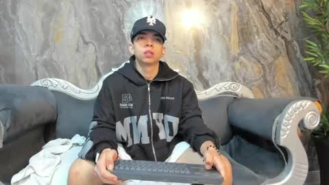 Eryon online show from September 2025 11:10:01 AM