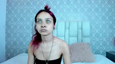 Eryz Dark Veyls online show from July 2026 12:02:01 AM