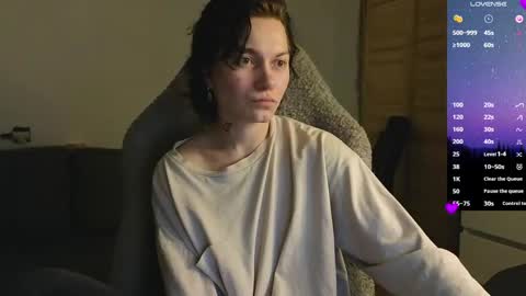 esajukyy online show from March 2026 01:38:01 PM