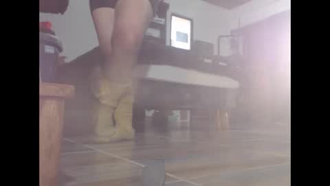 Eskela911 online show from February 2025 10:43:02 PM