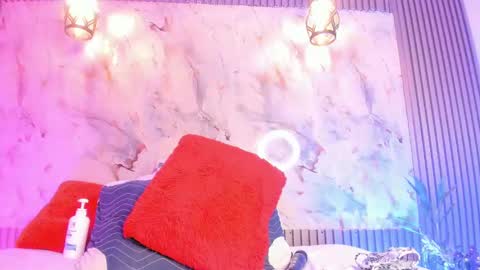 esmeralda online show from February 2025 12:25:02 PM