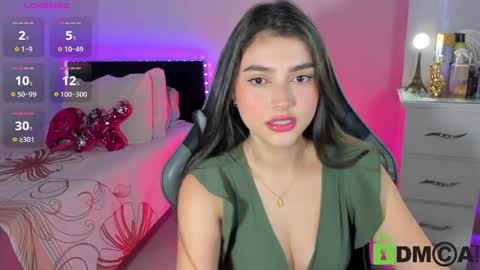 Snapshot of esmeralda_le chatting on April 2026 11:44:02 AM Esmeralda online show from April 2026 11:44:02 AM