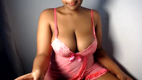 Esme online show from July 2026 10:51:01 AM