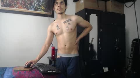 Snapshot of esnaider_man chatting on May 2026 10:15:02 PM Esnider online show from May 2026 10:15:02 PM