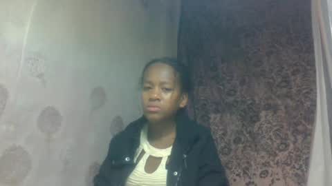 Snapshot of estancelee chatting on June 2026 02:01:01 AM estancelee online show from June 2026 02:01:01 AM