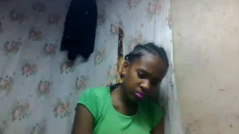 Snapshot of estancelee chatting on July 2026 06:42:02 PM estancelee online show from July 2026 06:42:02 PM