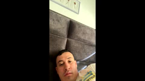 esteban121222 online show from December 2025 12:54:01 PM