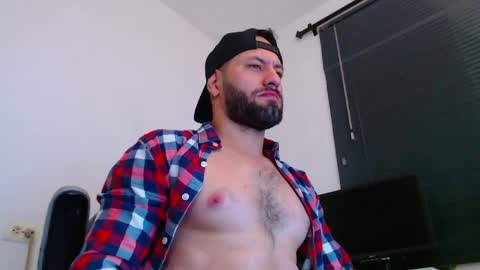 esteban online show from April 2026 02:19:01 PM