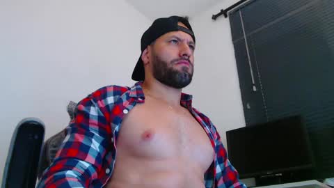 esteban online show from May 2026 04:57:01 PM