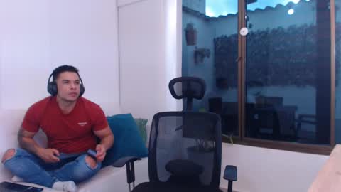 ESTEBAN online show from March 2025 08:32:01 PM