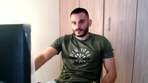 Esteban Fernandez online show from February 2025 07:55:01 PM