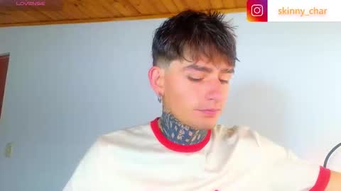 Esteban independent model online show from November 2025 12:27:02 PM