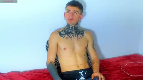 Esteban independent model online show from April 2026 01:47:02 PM