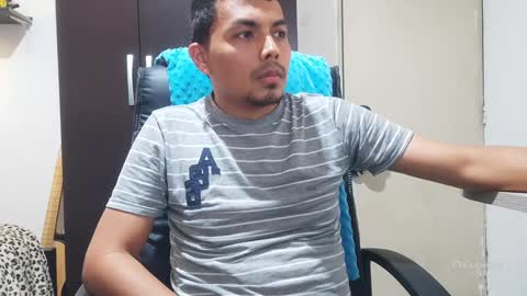 Esteban online show from December 2024 10:03:02 PM