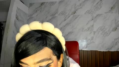estefani robles online show from July 2026 11:29:01 PM