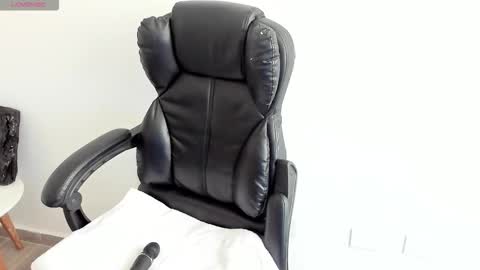 Estefanii R online show from February 2026 02:22:02 PM